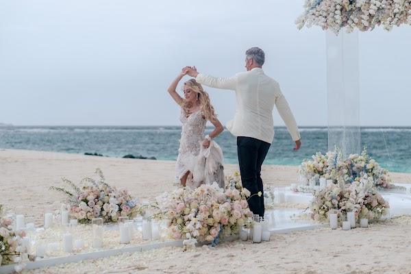 People in nature, Flower, People on beach, Sky