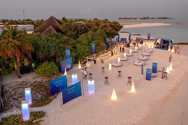 12 - Gala Beach Dinner