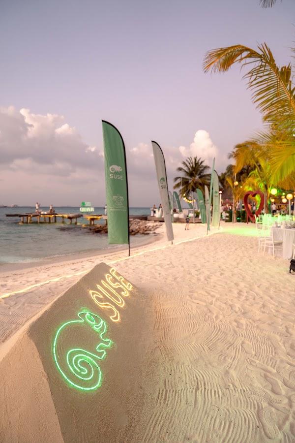 Suse President's Club retreat at LUX* South Ari Atoll — Decor, LUX* South Ari Atoll, Alifu Dhaalu Atoll, Maldives — frame 7
