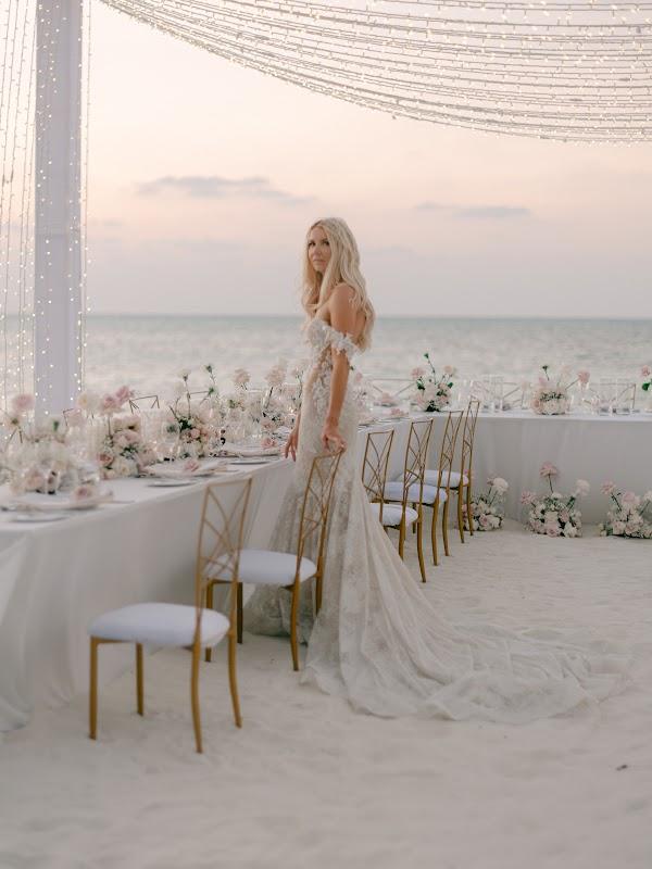 Smile, Dress, Wedding dress, Cloud