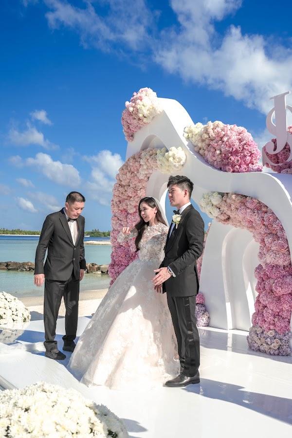 Wedding dress, Cloud, Photograph, Bride