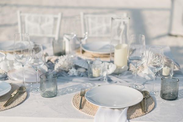 Stemware, Drinkware, Tableware, Table